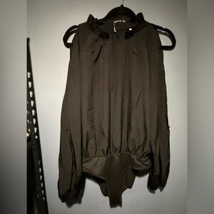 NWOT Elegant Black Sexy Women's One Piece Body Suit Long Slitted Sleaves size L